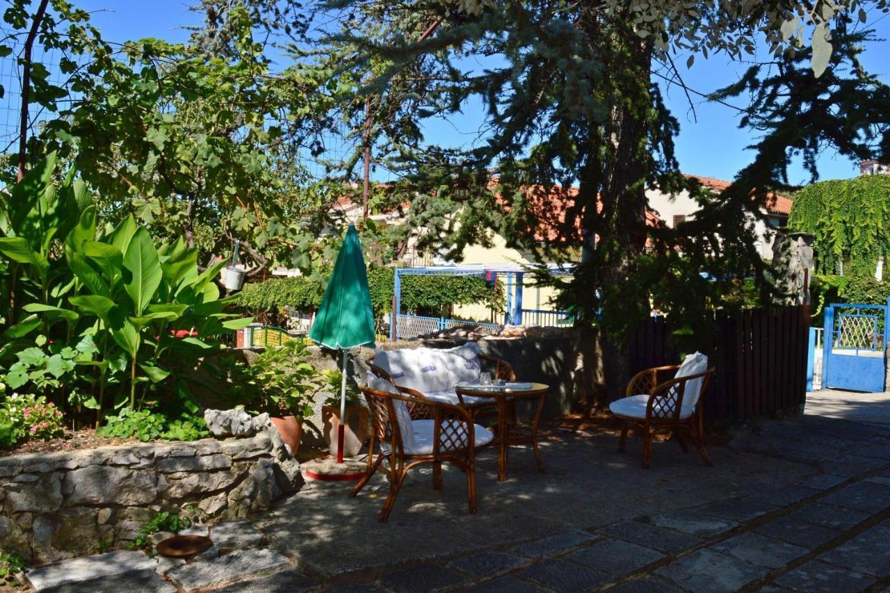 Holiday House Neno Grebastica Exterior photo